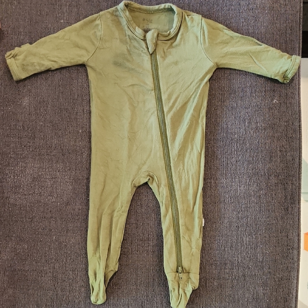 Kyte Baby Green Zip Footies Newborn